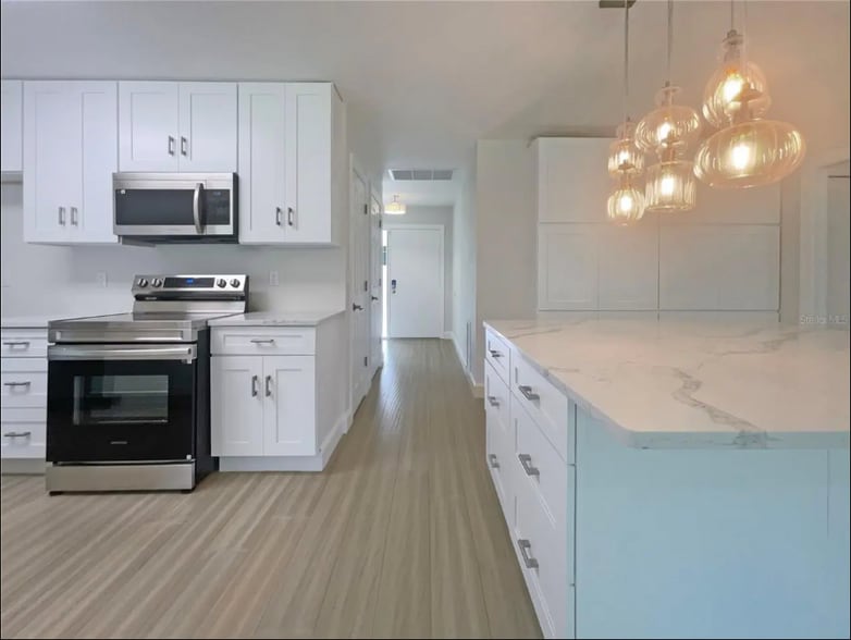 Building Photo - 790 Harvard St