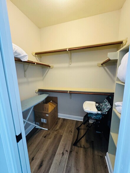 Building Photo - 2801 Goodwin Ave