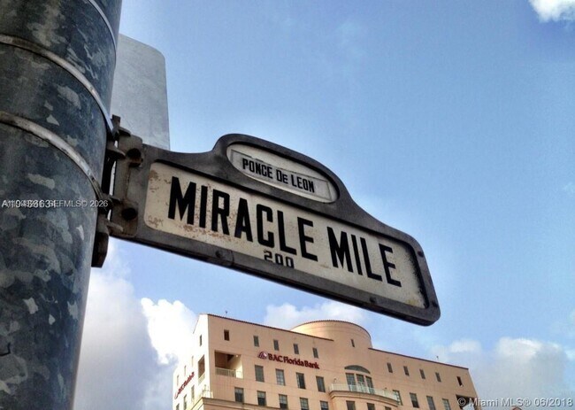 Building Photo - 800 Andalusia Ave