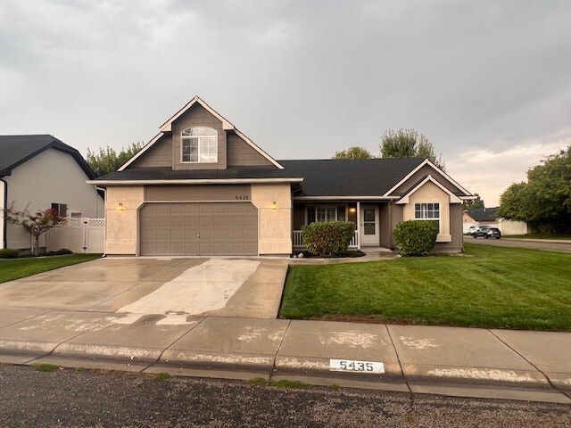 Primary Photo - 5435 N Vercelli Way