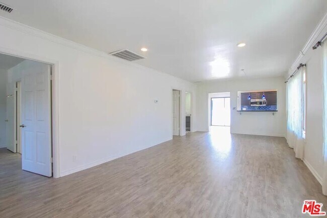 Building Photo - 7701 Norton Ave