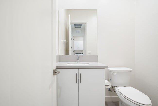 Building Photo - 80422 Platinum Wy