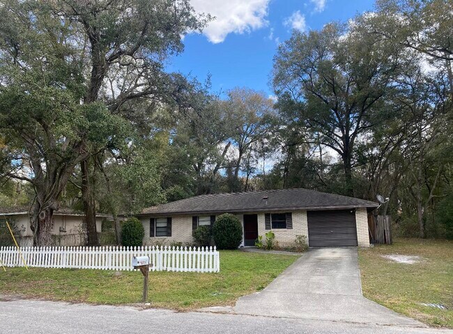 Building Photo - 3957 S Ventura Ave