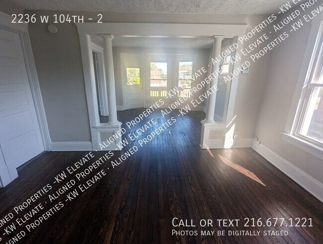 Building Photo - 2236 W 104th St
