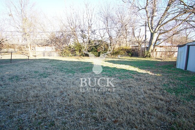 Building Photo - 9312 Mahler Pl