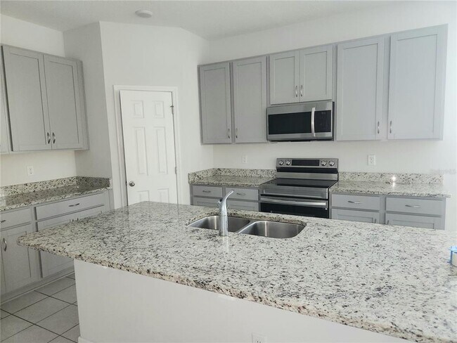 Building Photo - 1567 Pines End Pl