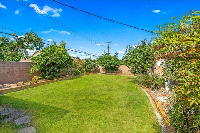 Building Photo - 17239 Santa Suzanne St