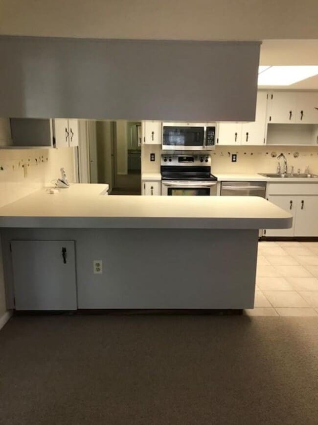 Building Photo - Charming 3/2 Home in Citrus Springs – Fenc...