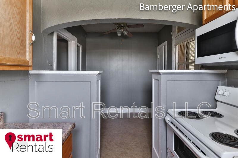Building Photo - 3864 Bamberger Ave