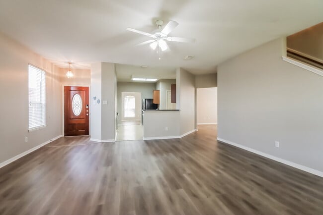 Building Photo - 12327 Landsdown Ridge Way