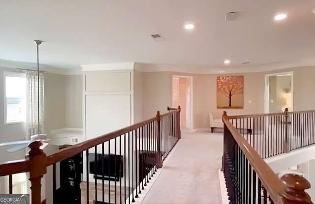 Building Photo - 5325 Chesire Ct