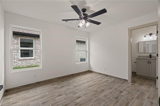 Building Photo - 10415 Preston Ct