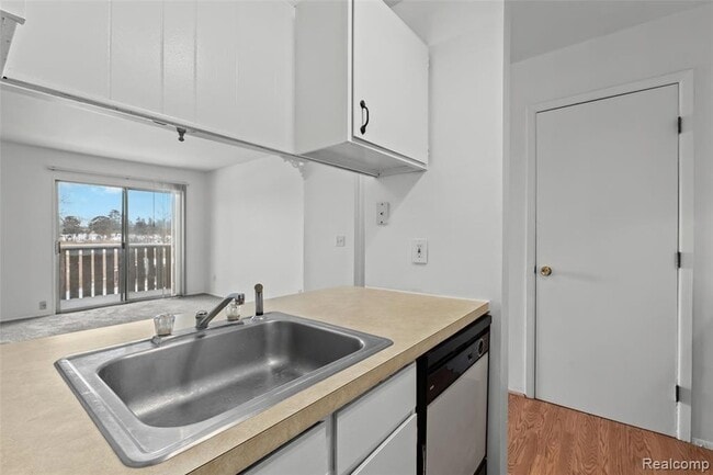 Building Photo - 8709 Candlewood Trail