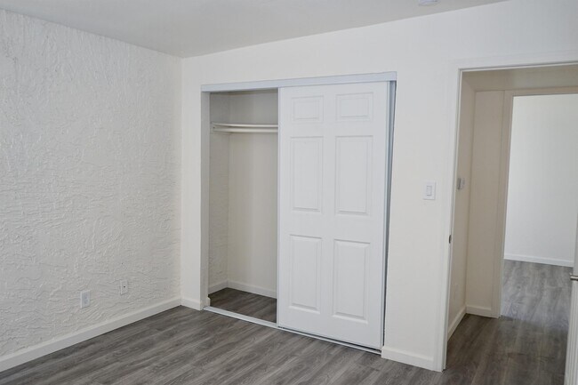 Building Photo - 4635 N 27th Ave
