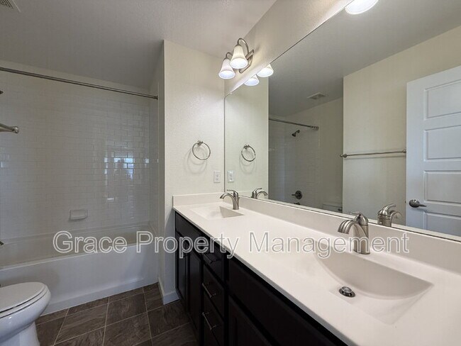 Building Photo - 10808 Salida St