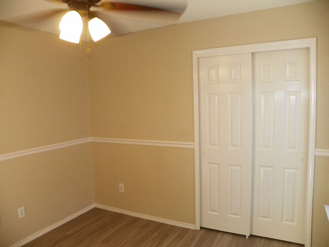Building Photo - Welcome to this charming Centex home locat...