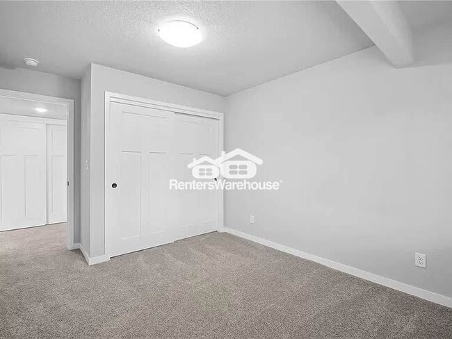 Building Photo - 36 Keeneland Ct.