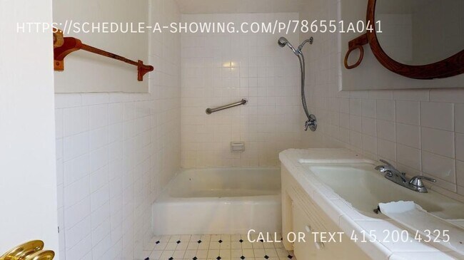 Building Photo - Spacious Two Bedroom Duplex in Pacific Grove