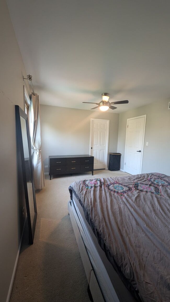Building Photo - 721 Cutter Ln