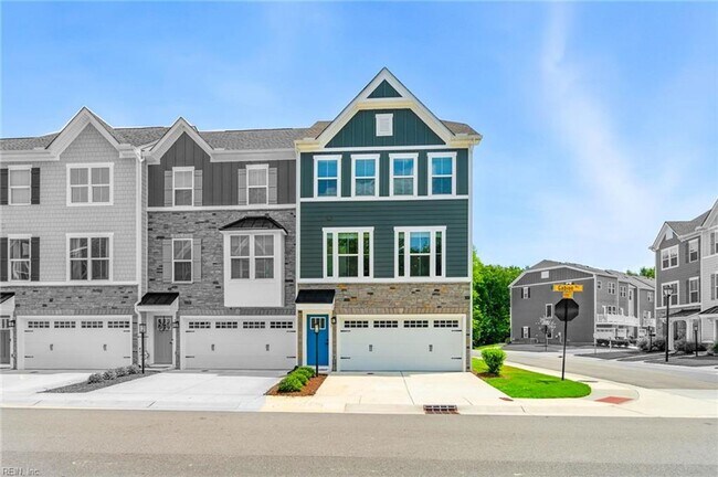 Building Photo - Newer Townhouse for lease