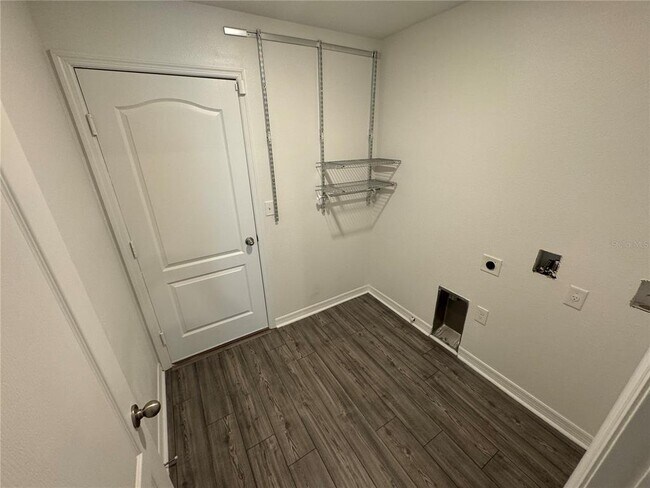 Building Photo - 233 Kensington View Blvd