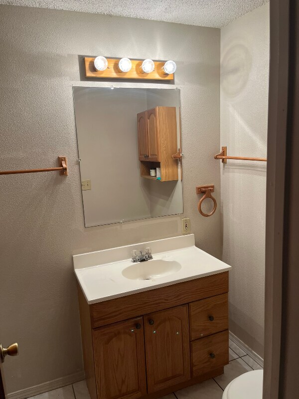 Building Photo - 821 Nancy Ln