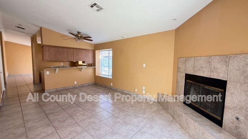 Building Photo - 79891 Ave 42