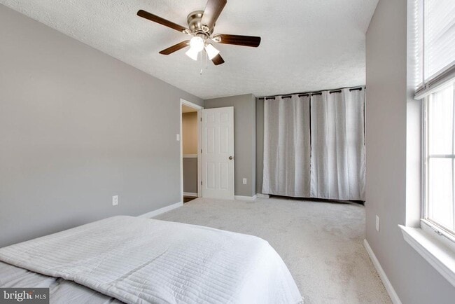 Building Photo - 682 Willowby Run