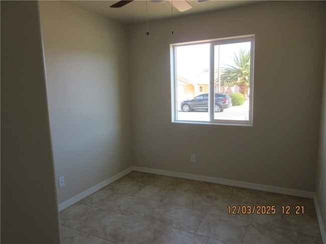 Building Photo - 3327 N Central St