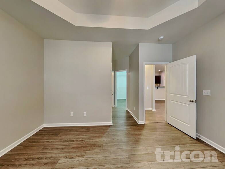 Building Photo - 76 Ashby Dr