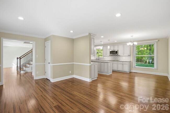 Building Photo - 301 Sardis Rd N