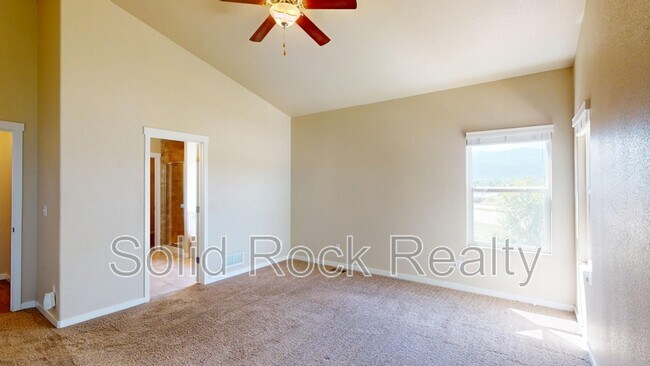 Building Photo - 1097 Antrim Loop