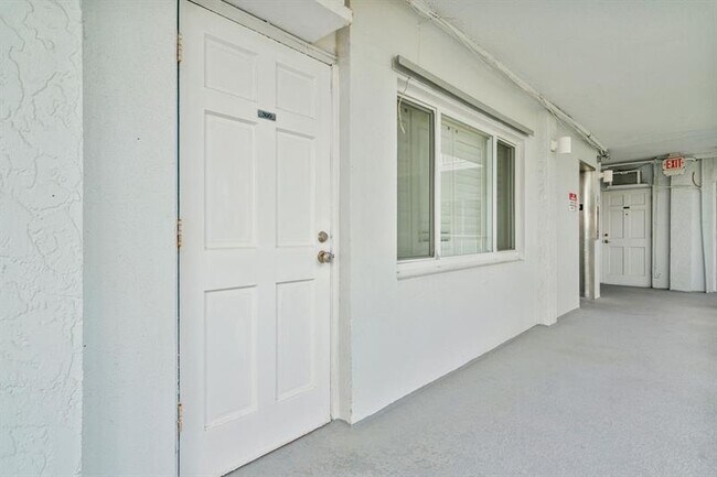 Building Photo - 1480 S Ocean Blvd