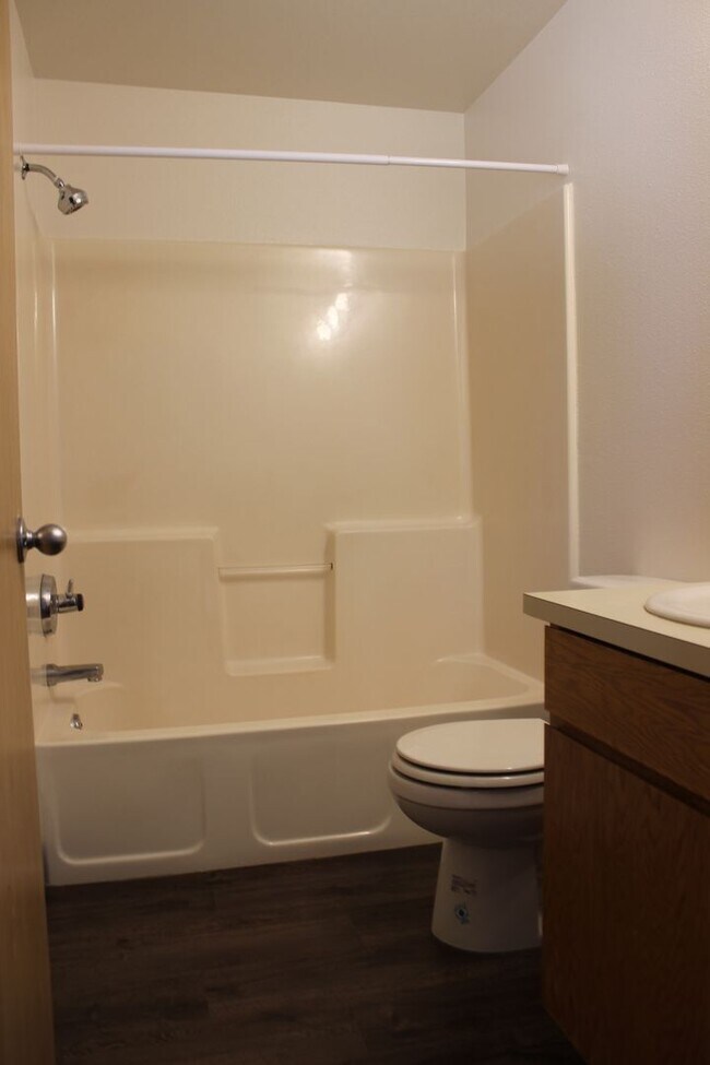 Building Photo - 1045 SW 178th Pl