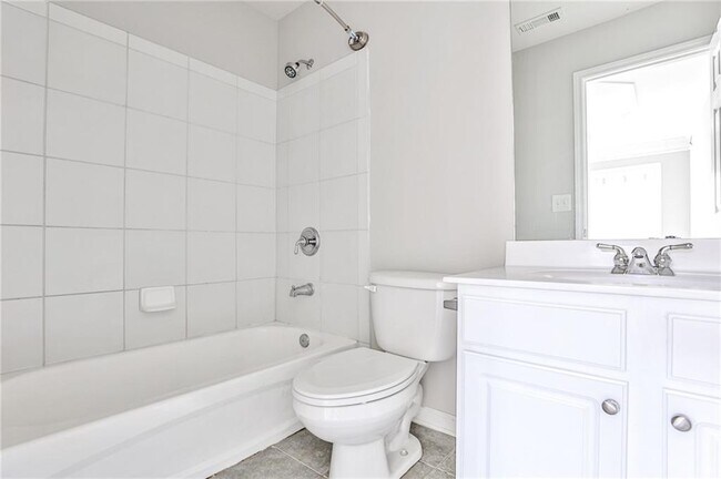 Building Photo - 1655 Wehunt Pl