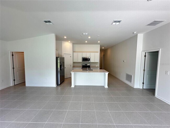 Building Photo - 1553 Loxley Trl