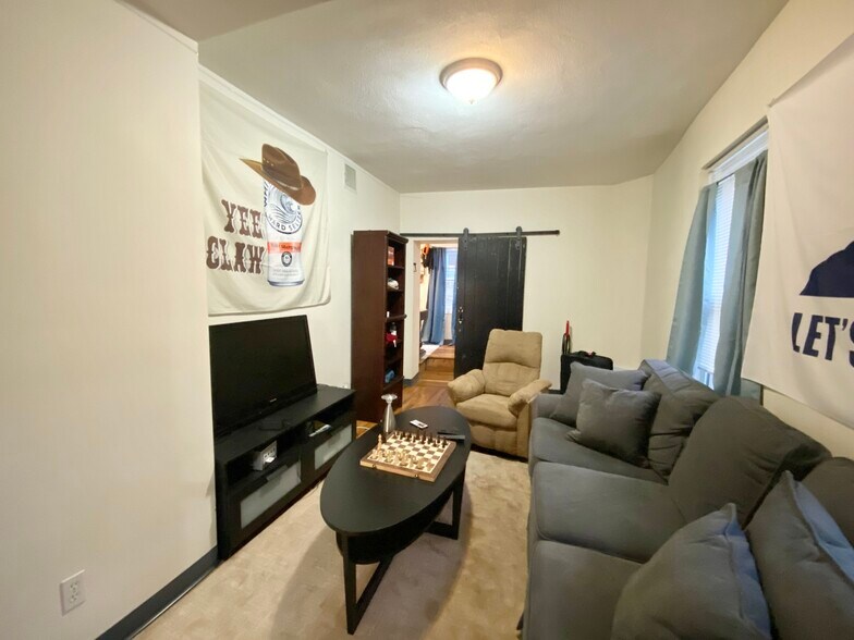 Building Photo - 840 Huntington Ave