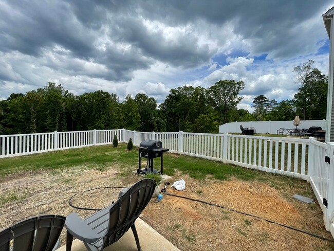 Building Photo - New Construction 4BR 2.5BA | The Falls at ...