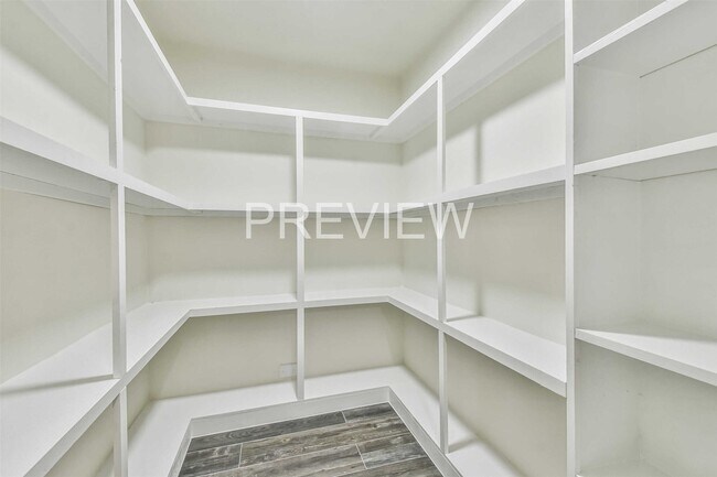 Building Photo - 3627 Glenwood Springs Dr