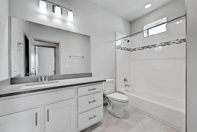 Building Photo - 5513 Charles Merle Dr.