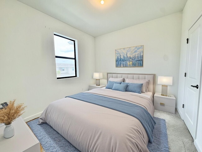 Building Photo - 14122 SW Thorens Dr