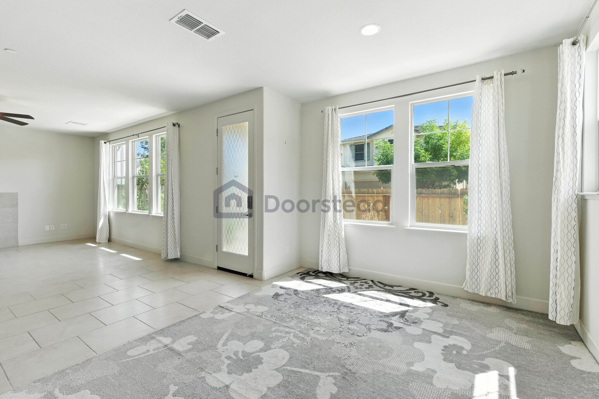 Building Photo - 4677 Lue Ln