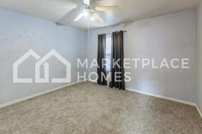 Building Photo - 502 Red Bridge Ct