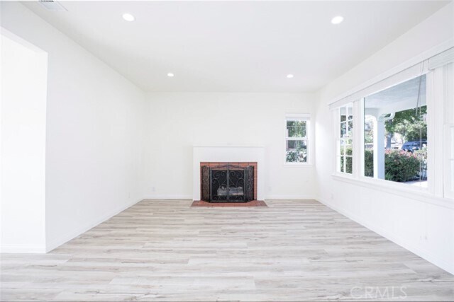 Building Photo - 1606 Bel Aire Dr