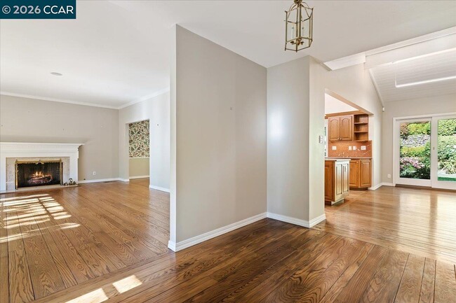 Building Photo - 539 Dalewood Dr