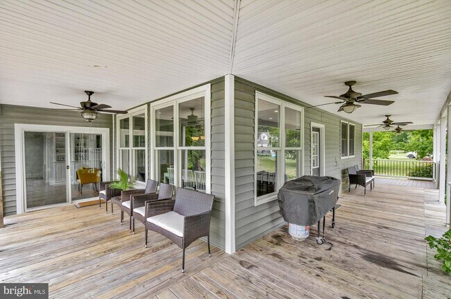 Building Photo - 50333 Scotland Beach Rd