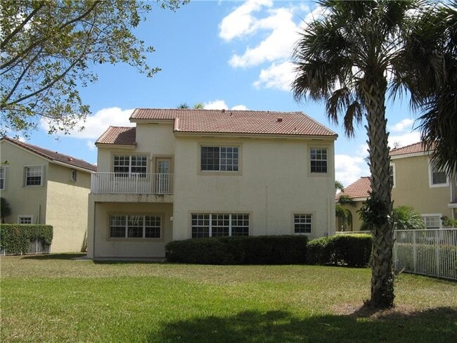 Building Photo - 6501 Sandpiper Dr