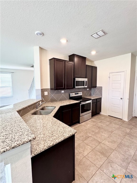 Building Photo - 629 Pond Springs