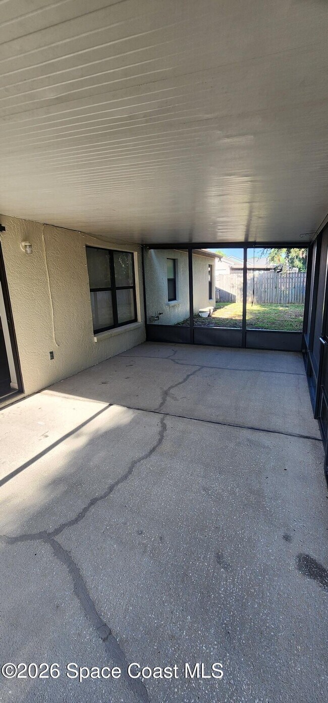 Building Photo - 4024 Pinyon Dr