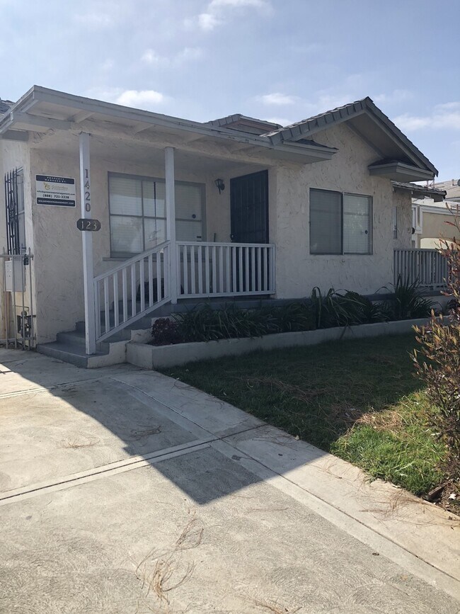 Building Photo - 1420 Redondo Blvd